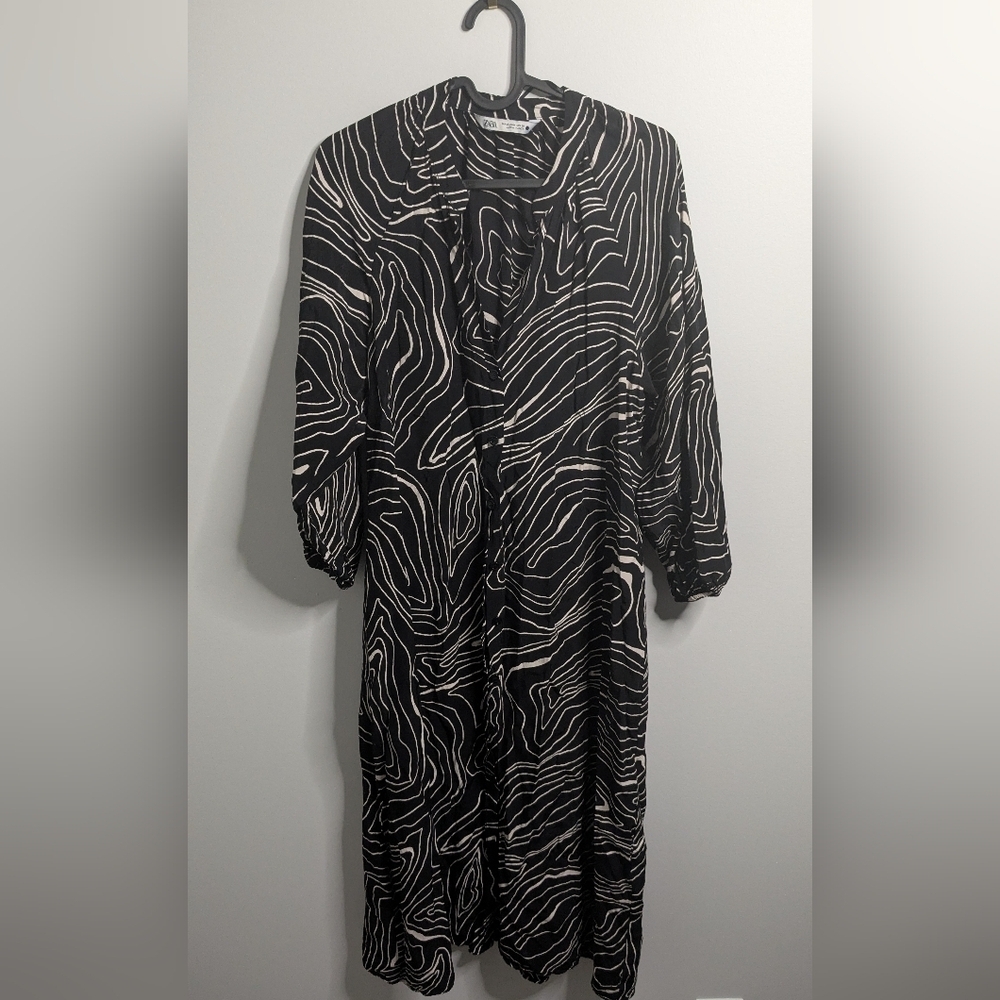ZARA Black and white printed midi dress - size M - Picture 2 of 8